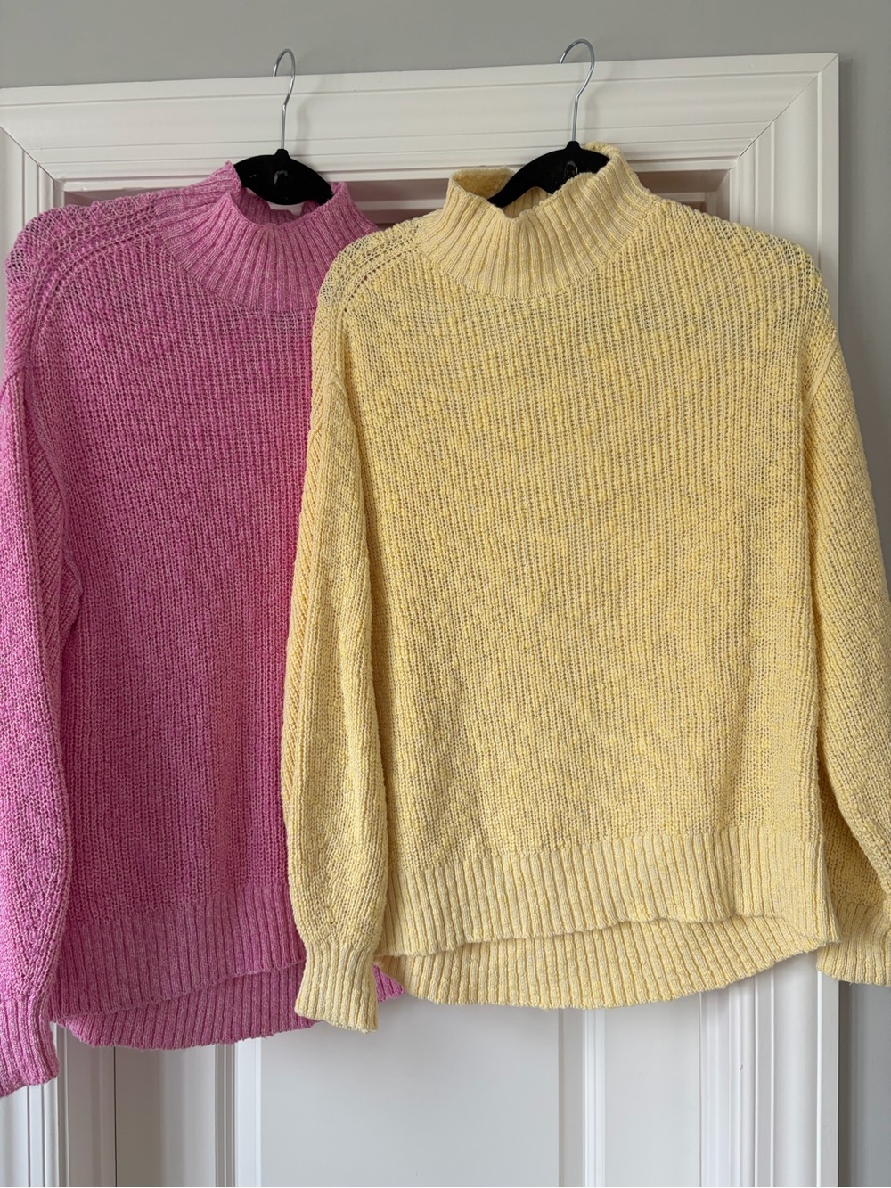 New Yellow Aerie knit sweater size small